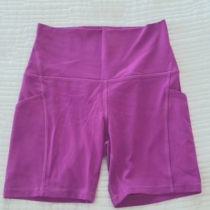 Align Shorts with Pockets